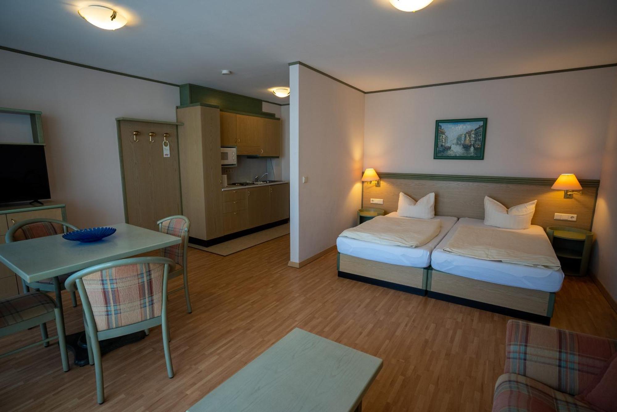 Hotel Esplanade & Aparthotel Rialto Binz Exterior photo